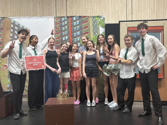 Englisches Theater 24-25