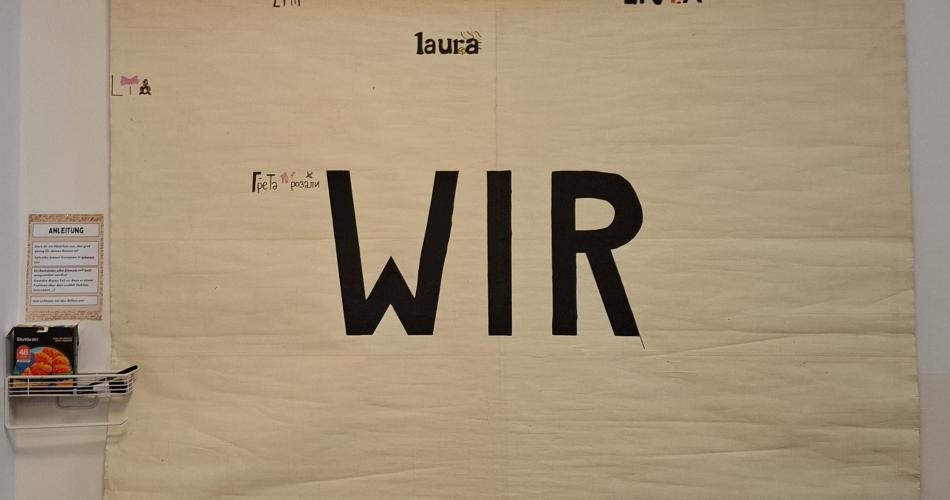 WIR als Leinwandkunst